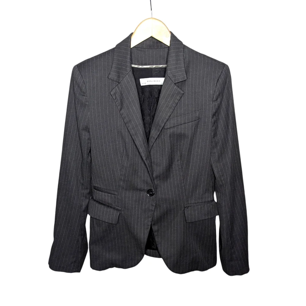 Zara Blazer Women's Large Black Pinstripe Tailored Structured Office Workwear - Picture 1 of 16